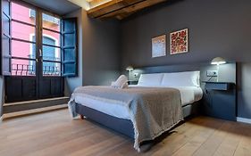 Hotel Barrio Húmedo by gaiarooms